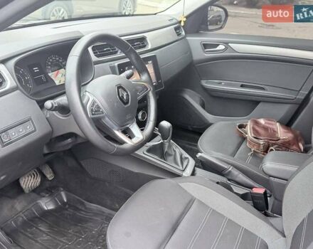 Чорний Рено Arkana, об'ємом двигуна 1.6 л та пробігом 74 тис. км за 16500 $, фото 12 на Automoto.ua