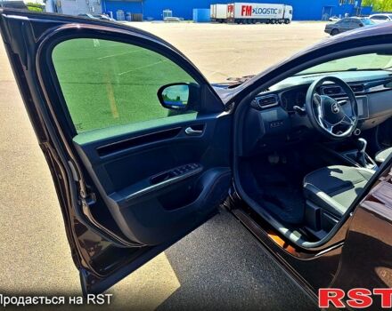 Коричневий Рено Arkana, об'ємом двигуна 1.3 л та пробігом 33 тис. км за 18500 $, фото 7 на Automoto.ua