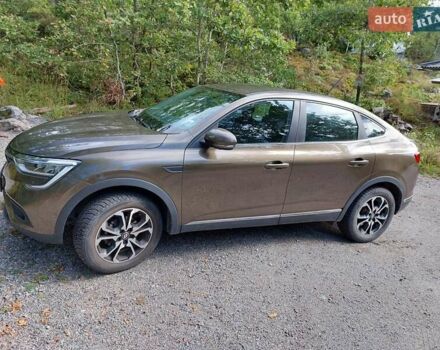 Коричневый Рено Arkana, объемом двигателя 1.3 л и пробегом 35 тыс. км за 20000 $, фото 3 на Automoto.ua