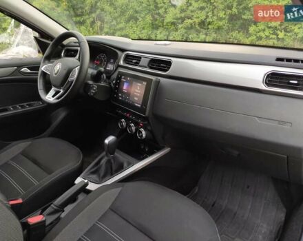 Червоний Рено Arkana, об'ємом двигуна 1.6 л та пробігом 79 тис. км за 11400 $, фото 26 на Automoto.ua