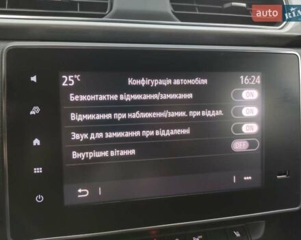 Червоний Рено Arkana, об'ємом двигуна 1.6 л та пробігом 79 тис. км за 11400 $, фото 31 на Automoto.ua