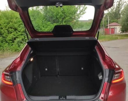 Рено Arkana 2021 в Ровно на Automoto.ua Красный Рено Arkana, объемом двигателя 1.6 л и пробегом 79 тыс. км за 10950 $, фото 34 на Automoto.ua