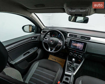 Рено Arkana, объемом двигателя 1.6 л и пробегом 90 тыс. км за 16753 $, фото 10 на Automoto.ua