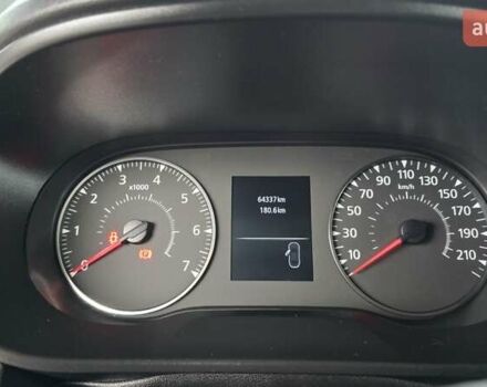 Серый Рено Arkana, объемом двигателя 1.6 л и пробегом 64 тыс. км за 17500 $, фото 26 на Automoto.ua