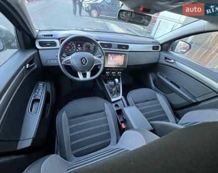 Сірий Рено Arkana, об'ємом двигуна 1.6 л та пробігом 59 тис. км за 15781 $, фото 16 на Automoto.ua