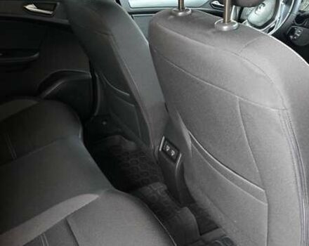 Серый Рено Arkana, объемом двигателя 1.6 л и пробегом 64 тыс. км за 17500 $, фото 33 на Automoto.ua