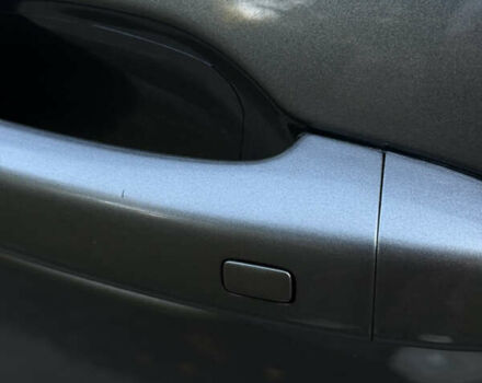 Сірий Рено Arkana, об'ємом двигуна 1.6 л та пробігом 88 тис. км за 16800 $, фото 21 на Automoto.ua