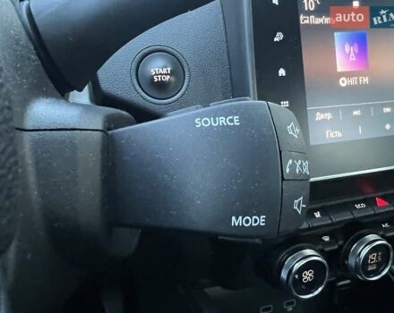 Сірий Рено Arkana, об'ємом двигуна 1.6 л та пробігом 59 тис. км за 15781 $, фото 25 на Automoto.ua