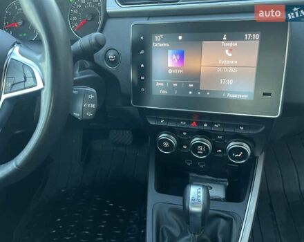 Сірий Рено Arkana, об'ємом двигуна 1.6 л та пробігом 59 тис. км за 15781 $, фото 22 на Automoto.ua