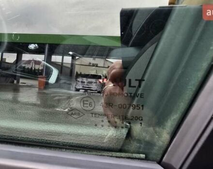 Серый Рено Arkana, объемом двигателя 1.6 л и пробегом 64 тыс. км за 17500 $, фото 18 на Automoto.ua