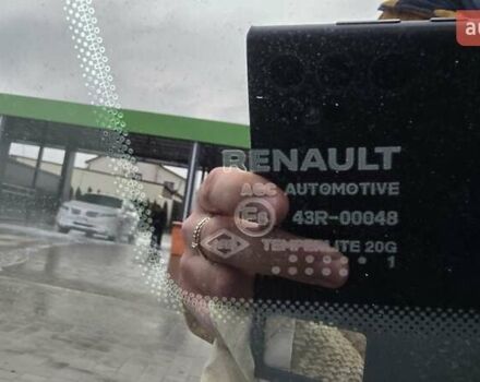 Серый Рено Arkana, объемом двигателя 1.6 л и пробегом 64 тыс. км за 17500 $, фото 20 на Automoto.ua