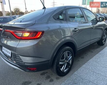 Сірий Рено Arkana, об'ємом двигуна 1.6 л та пробігом 59 тис. км за 15781 $, фото 6 на Automoto.ua