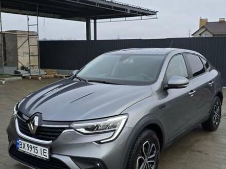 Серый Рено Arkana, объемом двигателя 1.6 л и пробегом 64 тыс. км за 17500 $, фото 1 на Automoto.ua
