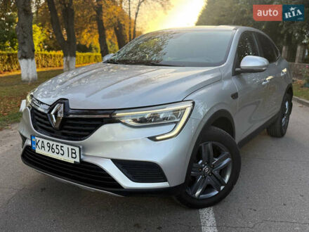 Сірий Рено Arkana, об'ємом двигуна 1.6 л та пробігом 105 тис. км за 16500 $, фото 1 на Automoto.ua