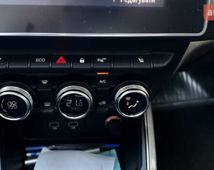 Синий Рено Arkana, объемом двигателя 1.6 л и пробегом 34 тыс. км за 17800 $, фото 13 на Automoto.ua