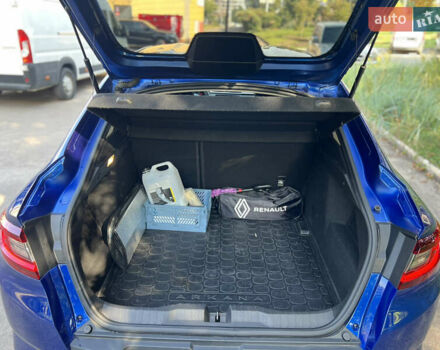 Синий Рено Arkana, объемом двигателя 1.6 л и пробегом 34 тыс. км за 17800 $, фото 14 на Automoto.ua