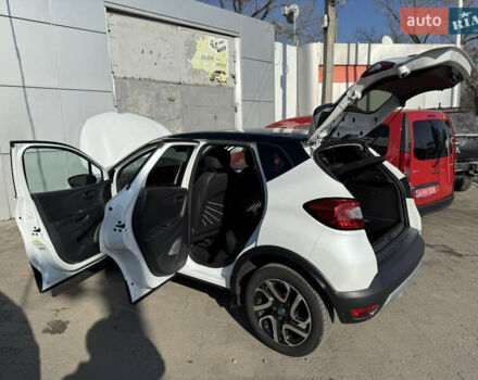 Белый Рено Каптур, объемом двигателя 1.5 л и пробегом 143 тыс. км за 13700 $, фото 70 на Automoto.ua