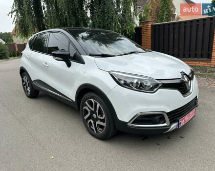 Белый Рено Каптур, объемом двигателя 1.46 л и пробегом 102 тыс. км за 13700 $, фото 1 на Automoto.ua