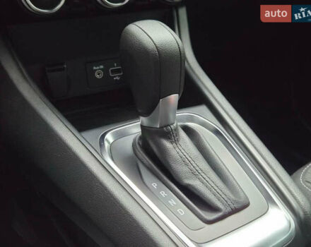 Белый Рено Каптур, объемом двигателя 1.4 л и пробегом 68 тыс. км за 16300 $, фото 24 на Automoto.ua