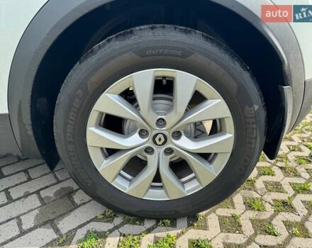 Білий Рено Каптур, об'ємом двигуна 1.33 л та пробігом 29 тис. км за 19000 $, фото 9 на Automoto.ua