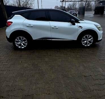 Білий Рено Каптур, об'ємом двигуна 1.33 л та пробігом 43 тис. км за 18500 $, фото 2 на Automoto.ua