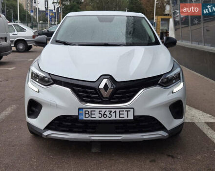 Рено Каптур 2021 в Киеве на Automoto.ua Белый Рено Каптур, объемом двигателя 1.33 л и пробегом 68 тыс. км за 17900 $, фото 4 на Automoto.ua