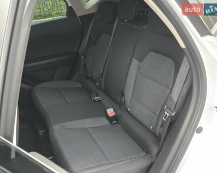 Белый Рено Каптур, объемом двигателя 1.4 л и пробегом 68 тыс. км за 16700 $, фото 14 на Automoto.ua