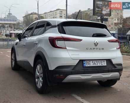 Белый Рено Каптур, объемом двигателя 1.4 л и пробегом 68 тыс. км за 16700 $, фото 4 на Automoto.ua