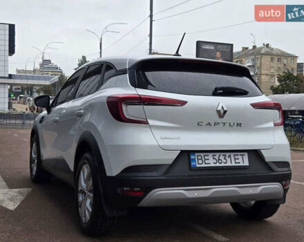Рено Каптур 2021 в Киеве на Automoto.ua Белый Рено Каптур, объемом двигателя 1.33 л и пробегом 68 тыс. км за 17900 $, фото 10 на Automoto.ua
