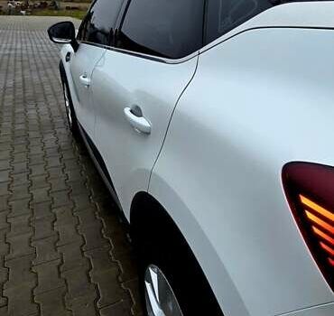 Білий Рено Каптур, об'ємом двигуна 1.33 л та пробігом 43 тис. км за 18500 $, фото 5 на Automoto.ua