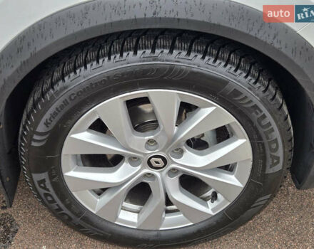 Рено Каптур 2021 в Киеве на Automoto.ua Белый Рено Каптур, объемом двигателя 1.33 л и пробегом 68 тыс. км за 17900 $, фото 16 на Automoto.ua