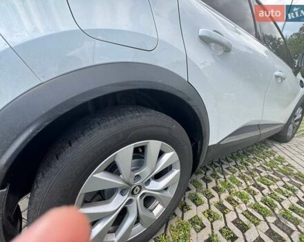 Білий Рено Каптур, об'ємом двигуна 1.33 л та пробігом 29 тис. км за 19000 $, фото 15 на Automoto.ua