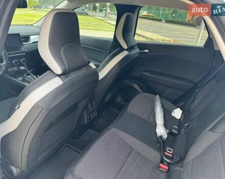 Білий Рено Каптур, об'ємом двигуна 1.33 л та пробігом 29 тис. км за 19000 $, фото 10 на Automoto.ua