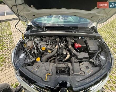 Білий Рено Каптур, об'ємом двигуна 1.33 л та пробігом 29 тис. км за 19000 $, фото 14 на Automoto.ua