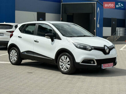 Рено Каптур 2015 в Ровно на Automoto.ua Белый Рено Каптур, объемом двигателя 1.5 л и пробегом 220 тыс. км за 11950 $, фото 1 на Automoto.ua