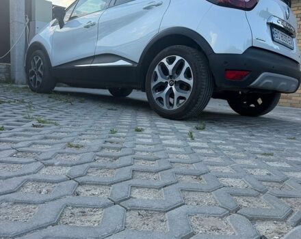 Белый Рено Каптур, объемом двигателя 1.5 л и пробегом 107 тыс. км за 14500 $, фото 1 на Automoto.ua