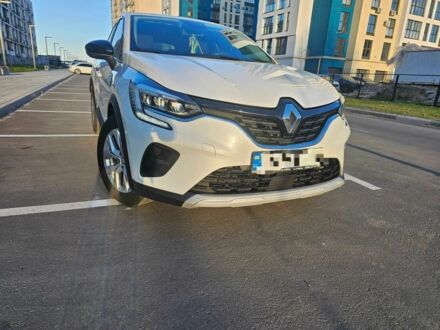 Рено Каптур 2021 в Черкассах на Automoto.ua Белый Рено Каптур, объемом двигателя 1.33 л и пробегом 23 тыс. км за 20500 $, фото 1 на Automoto.ua