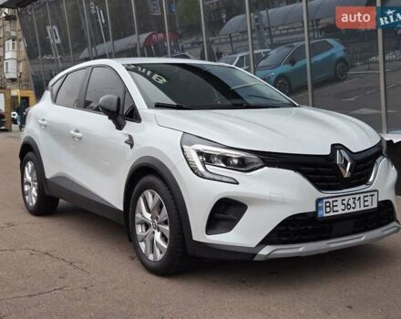 Белый Рено Каптур, объемом двигателя 1.3 л и пробегом 68 тыс. км за 16700 $, фото 1 на Automoto.ua