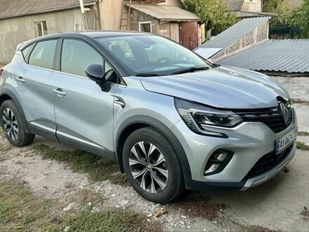 Білий Рено Каптур, об'ємом двигуна 1.5 л та пробігом 18 тис. км за 10500 $, фото 1 на Automoto.ua