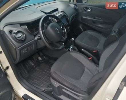 Бежевый Рено Каптур, объемом двигателя 1.46 л и пробегом 126 тыс. км за 11000 $, фото 14 на Automoto.ua