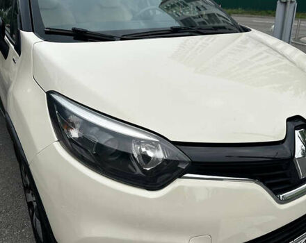 Бежевий Рено Каптур, об'ємом двигуна 1.2 л та пробігом 101 тис. км за 10900 $, фото 11 на Automoto.ua