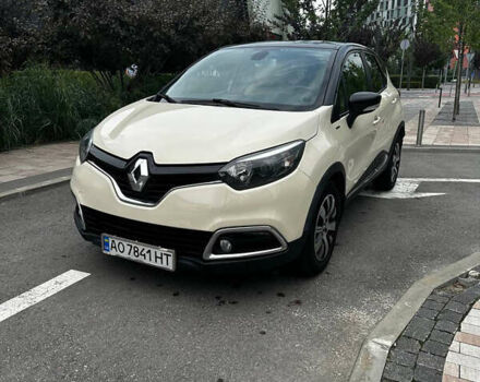 Бежевий Рено Каптур, об'ємом двигуна 1.2 л та пробігом 101 тис. км за 10900 $, фото 1 на Automoto.ua