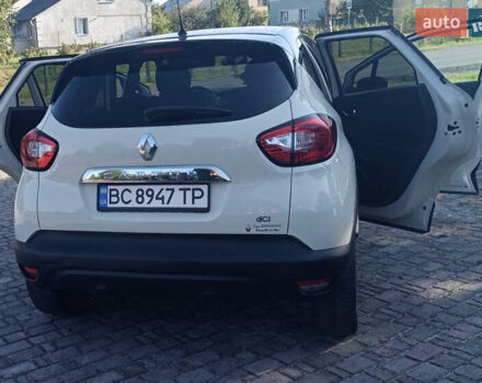Бежевий Рено Каптур, об'ємом двигуна 1.5 л та пробігом 147 тис. км за 12600 $, фото 3 на Automoto.ua