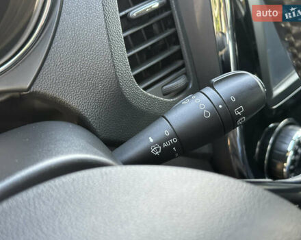 Бежевый Рено Каптур, объемом двигателя 1.46 л и пробегом 100 тыс. км за 13200 $, фото 50 на Automoto.ua