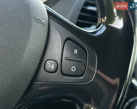 Бежевый Рено Каптур, объемом двигателя 1.46 л и пробегом 100 тыс. км за 13200 $, фото 48 на Automoto.ua