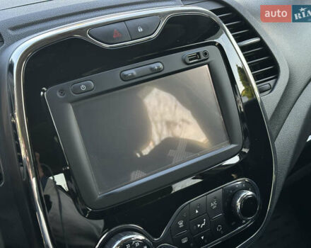 Бежевый Рено Каптур, объемом двигателя 1.46 л и пробегом 100 тыс. км за 13200 $, фото 44 на Automoto.ua