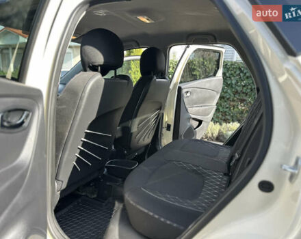 Бежевый Рено Каптур, объемом двигателя 1.46 л и пробегом 100 тыс. км за 13200 $, фото 23 на Automoto.ua