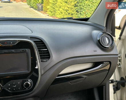 Бежевый Рено Каптур, объемом двигателя 1.46 л и пробегом 100 тыс. км за 13200 $, фото 30 на Automoto.ua