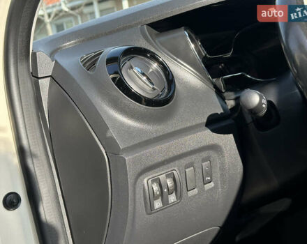 Бежевый Рено Каптур, объемом двигателя 1.46 л и пробегом 100 тыс. км за 13200 $, фото 40 на Automoto.ua