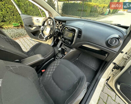 Бежевый Рено Каптур, объемом двигателя 1.46 л и пробегом 100 тыс. км за 13200 $, фото 34 на Automoto.ua